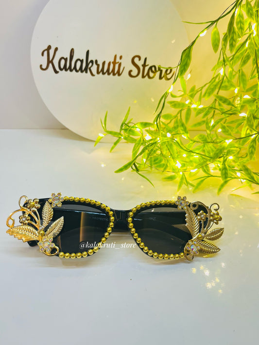 Little Extra Sunglasses
